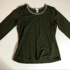 Tilly’s girls army green long sleeved top